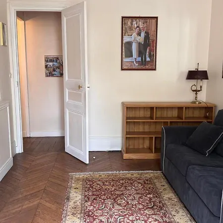 Le Pinky Bird - Courcelles Champs Elysees Apartamento